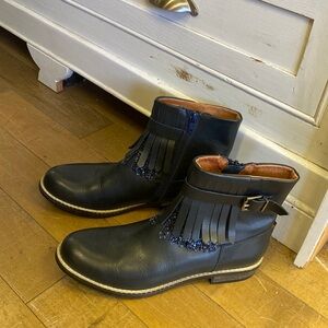 River Woods Blue Ankle Boots